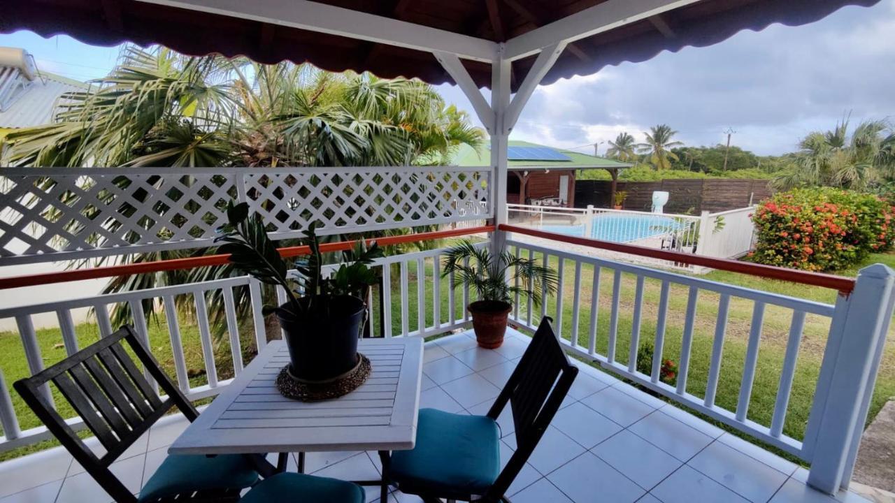 Hotel Domaine De Portland Le Moule Esterno foto